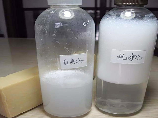 自來水，純凈水有區(qū)別？同樣是水，將洗衣粉放入其中差別如此之大？